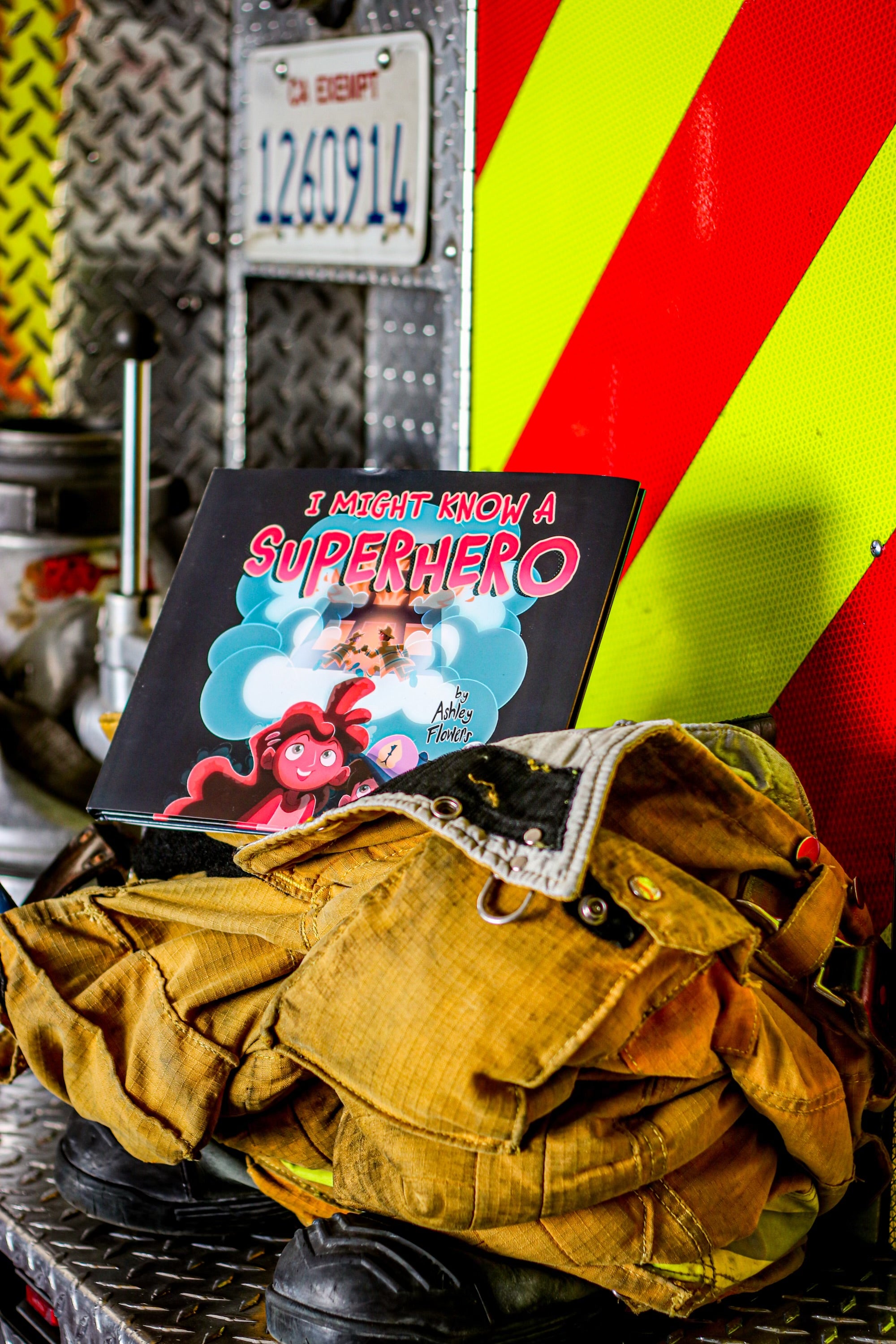 Book - I might know a superhero